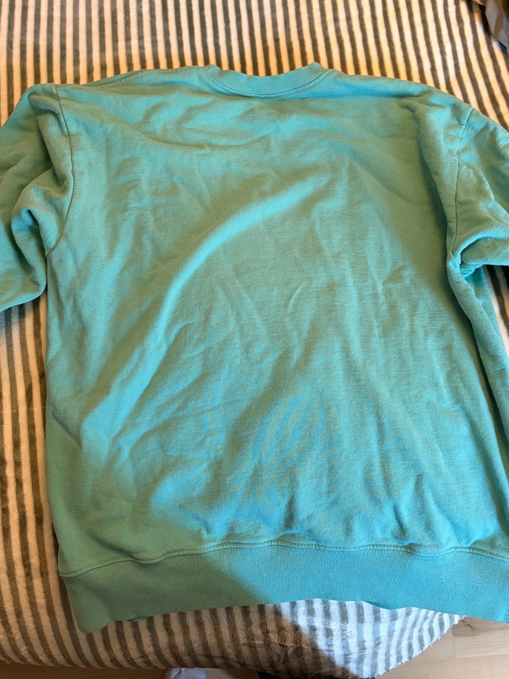 Sporty and Rich wellness sweatshirt - Picture 3 of 3